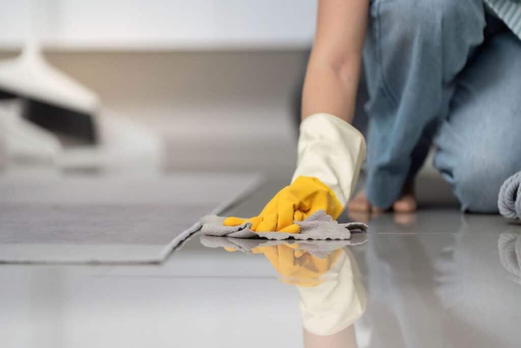 Preparing Your Home for Sale: Checklist 1 - Black Bear image - Preparing Your Home for Sale: Checklist - Black Bear